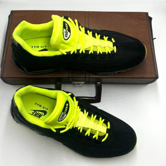 Nike Air Max 95 Black Volt (2012) - Rare - Picture 11 of 14